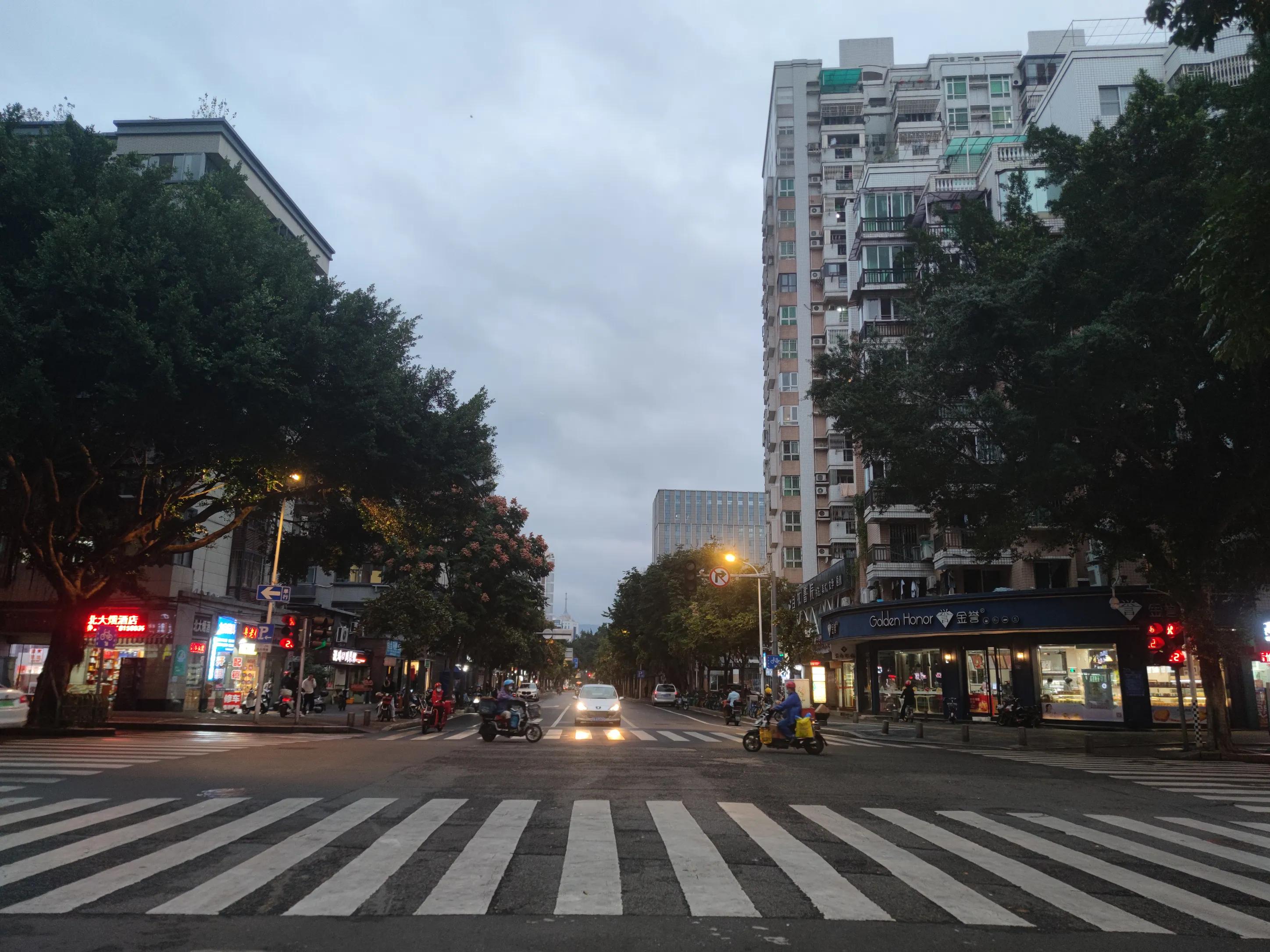 福州这两个指标双双连续三天下降，或许拐点到来，喜大普奔