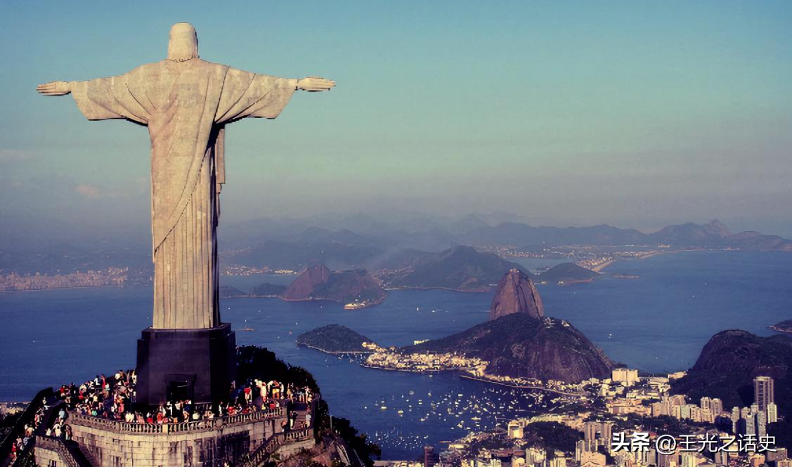 除了踢球就是守门,除了踢足球我还能干什么