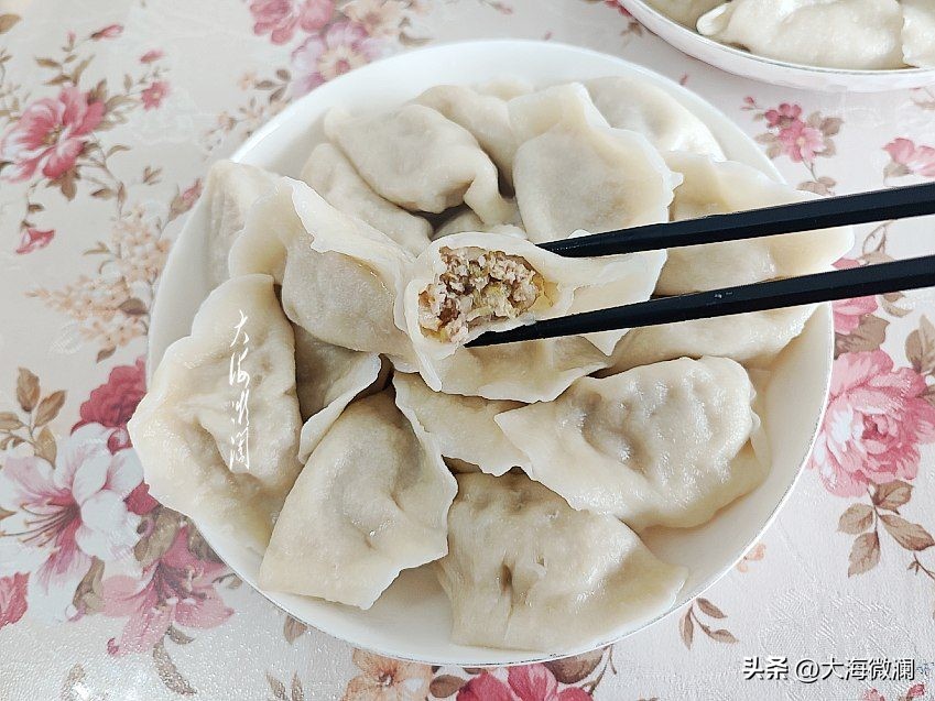 冬至吃饺子的习俗和寓意,冬至吃饺子吉祥寓意的习俗