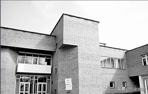 46年毛岸英回国，问父亲认不认识赤英，毛主席听后立即派人喊*德朱**