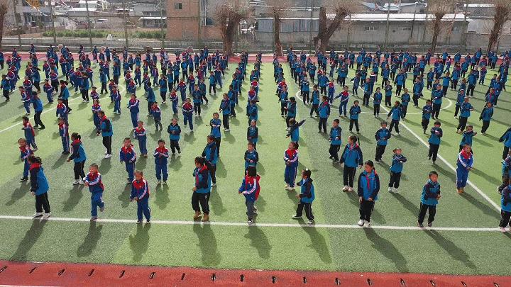 跳绳操完整舞蹈幼儿园,小学生课间操花式跳绳中华美少年