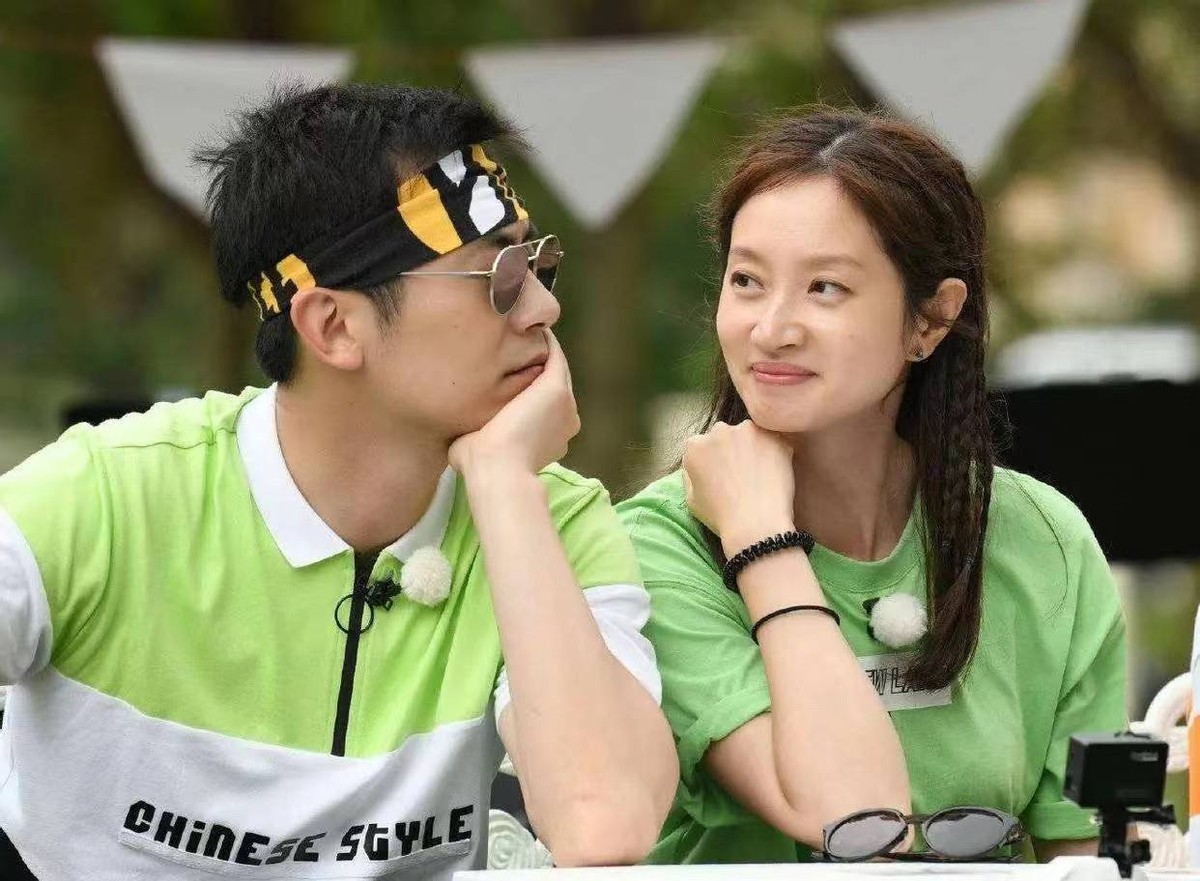 朱亚文和老婆沈佳妮的爱情,朱亚文深情表白沈佳妮