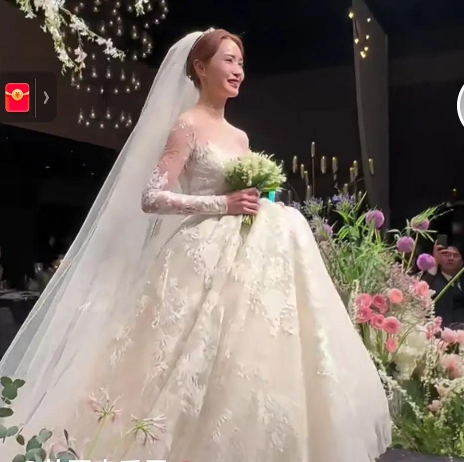 我的女孩李栋旭与多海重逢,我的女孩李栋旭李多海接吻