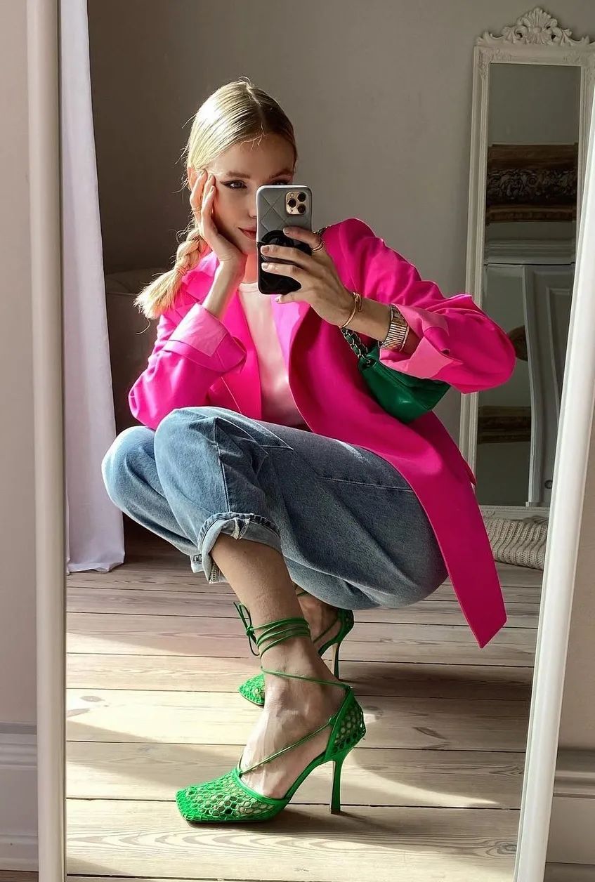 lisa最近同款粉色,lisamv绝美镜头粉色