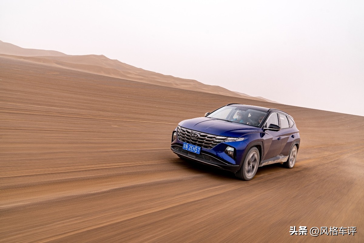 北京现代第5代途胜23款的驾驶感受 (北京现代途胜l8at精英版试驾)