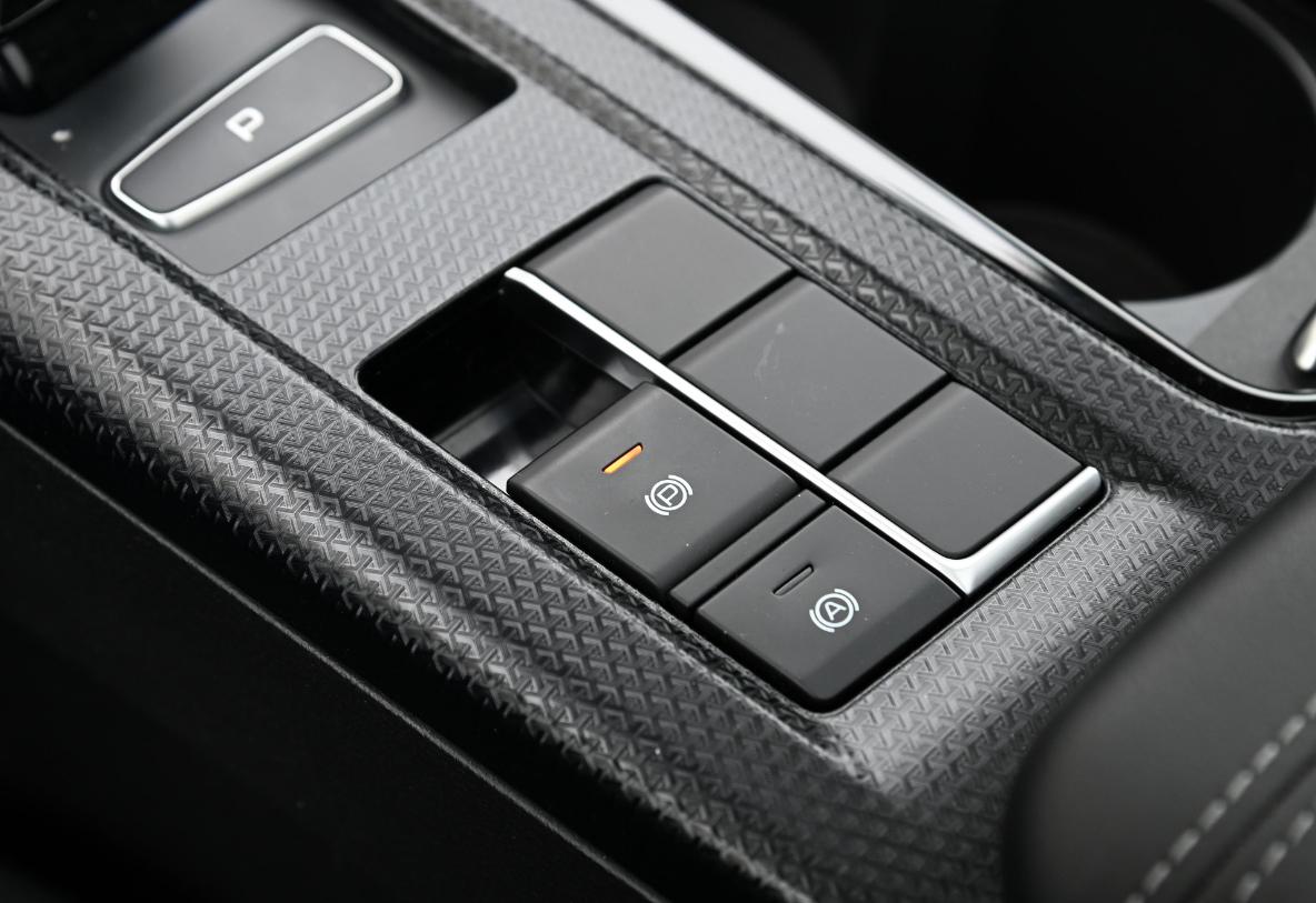 预算有限，还要带T，这两款不到10万的SUV或许正中下怀