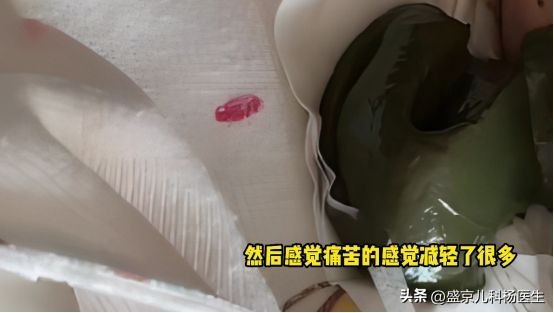 宝宝厌奶期会导致排绿便吗,孩子排绿色便便是怎么回事