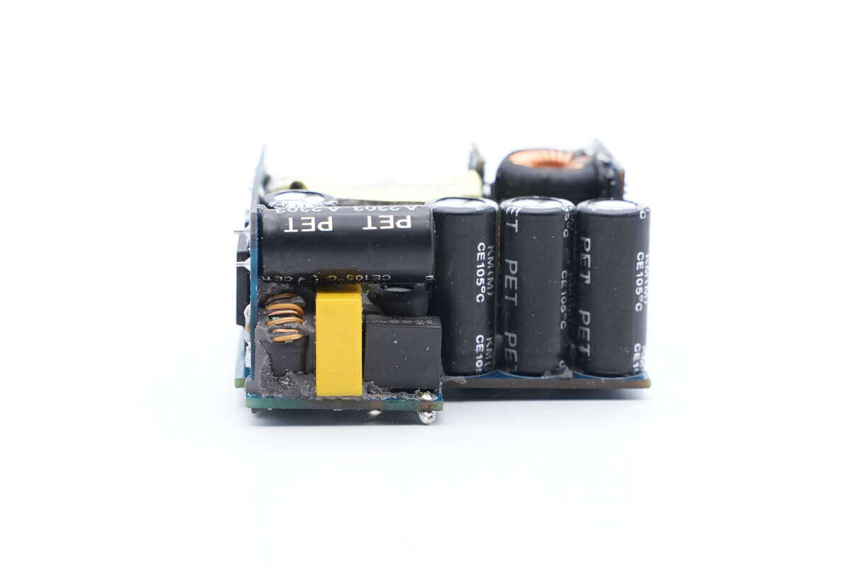 魅族pandaer65w充电器拆解,魅族pandaer氮化镓65w快充头评测