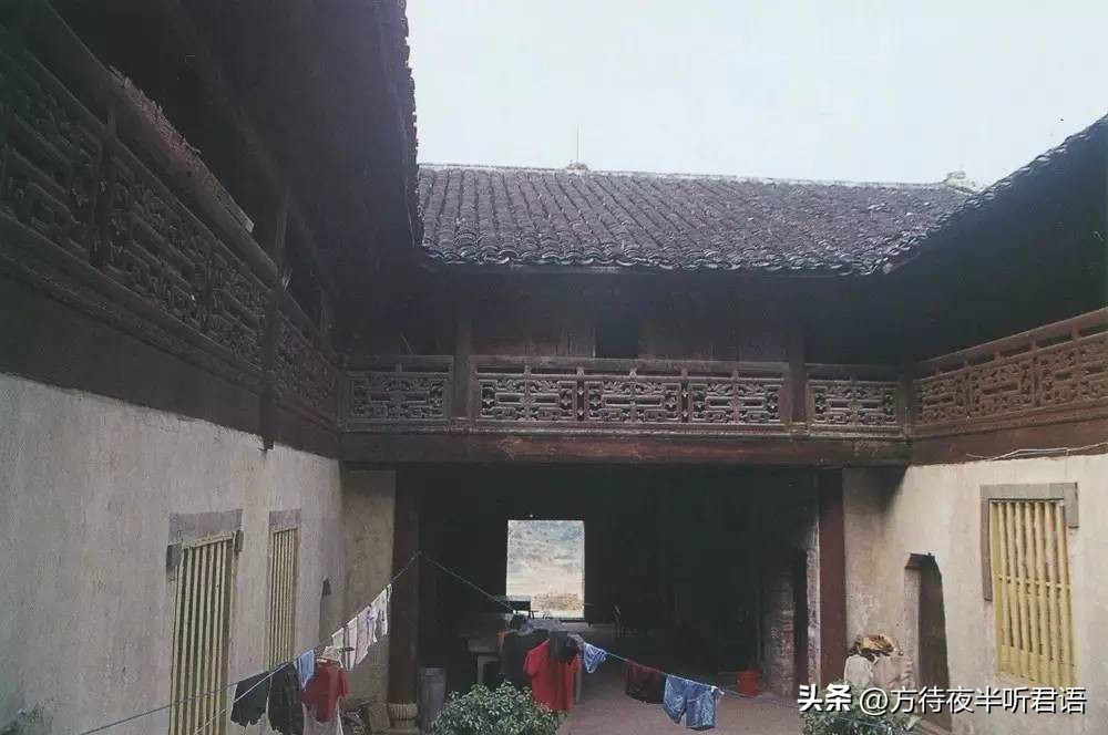 秭归古建筑像徽派风格,梦回三峡完整版