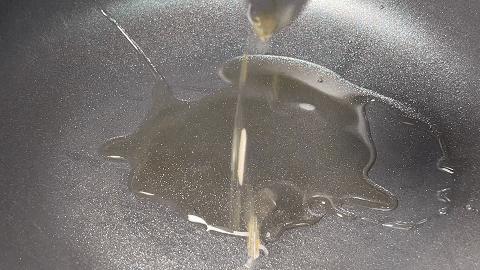 菠菜炒粉条的做法窍门图片,粉条炒菠菜的做法窍门