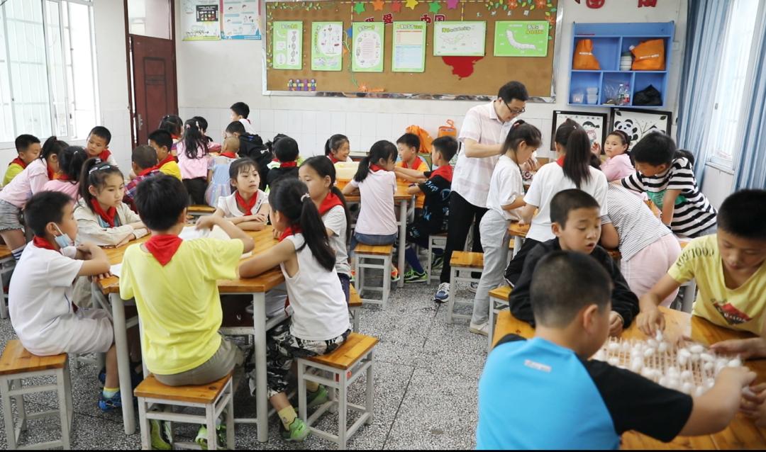 惠州市水口小学校长,龙州县水口何勇