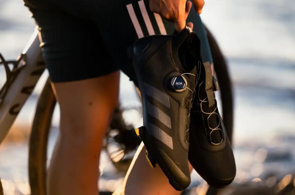 阿迪达斯带boa的篮球鞋,阿迪达斯BOA高尔夫男鞋