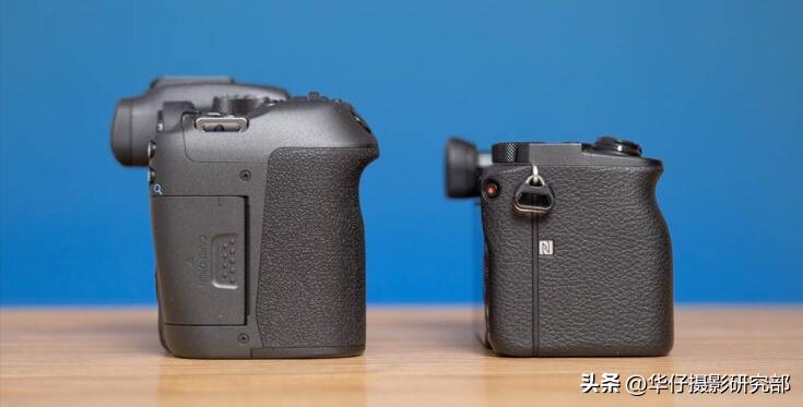 佳能r7与索尼a6400,佳能微单r7和r6哪个级别高些