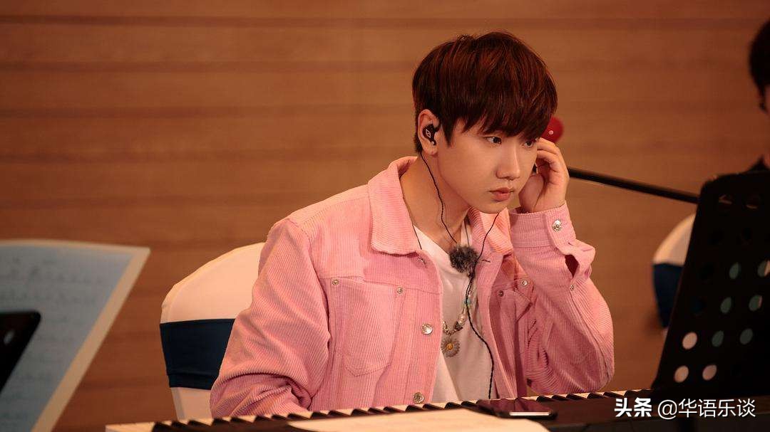 邓紫棋周杰伦一起发专辑,周杰伦邓紫棋演唱会高清版