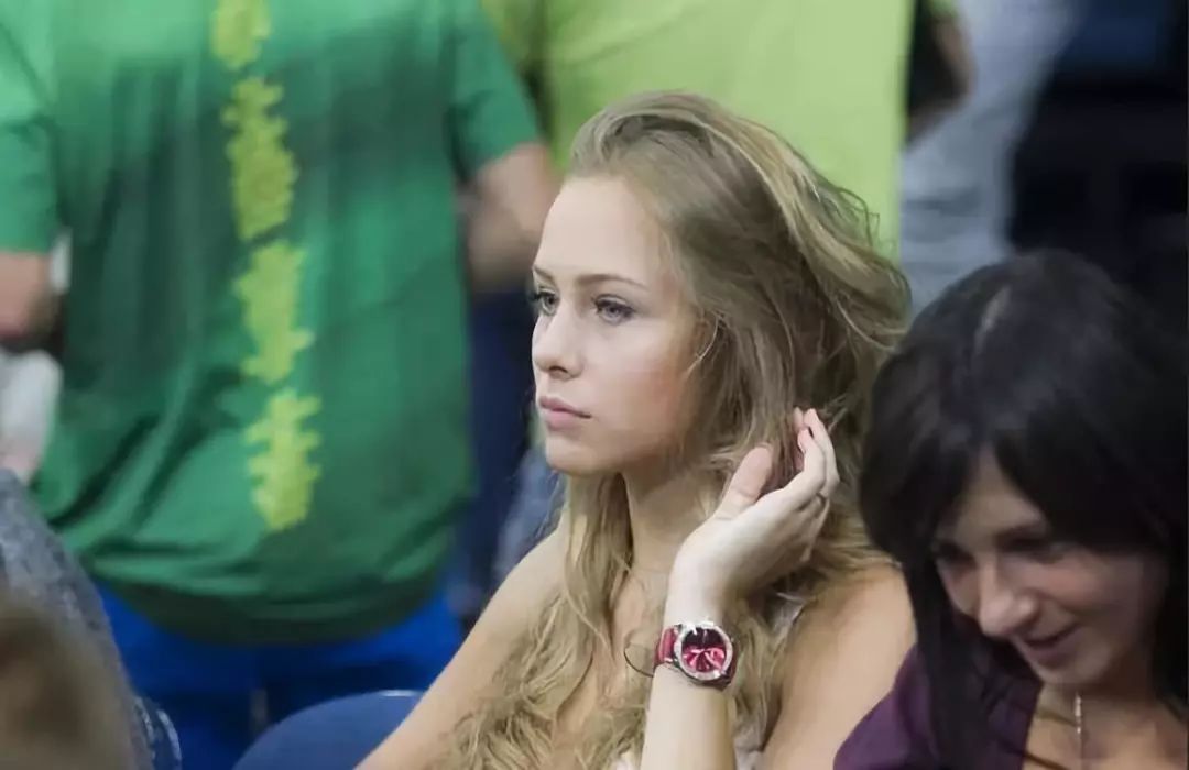 莫泰尤纳斯快攻,莫泰尤纳斯梦幻脚步nba