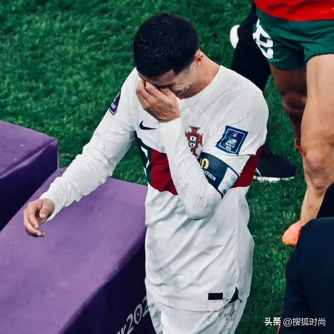 柜姐实现爱马仕自由，足球巨星C罗的女友可不只是个性感的*物尤**