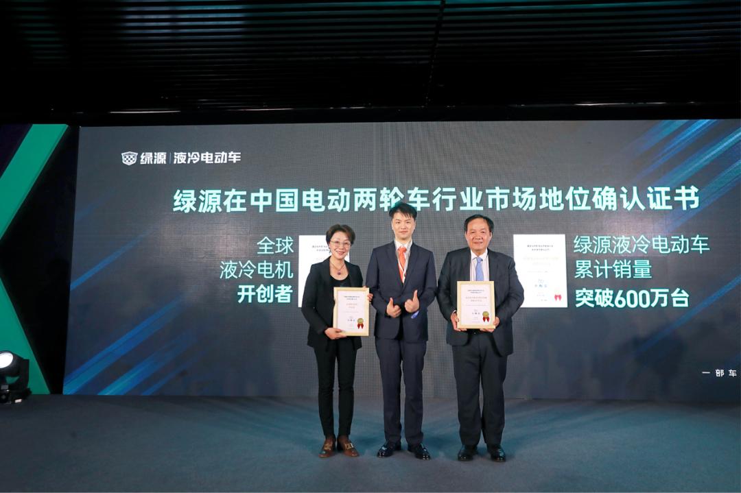 雅迪台铃电动车哪个价格便宜,台铃和雅迪电动车哪个性价比更高