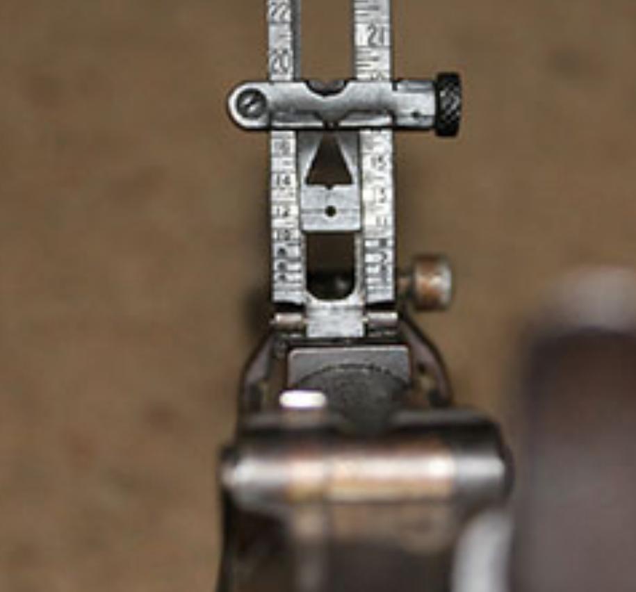 瞄准镜比枪管太高好不好,瞄准镜比枪管高多少厘米合适