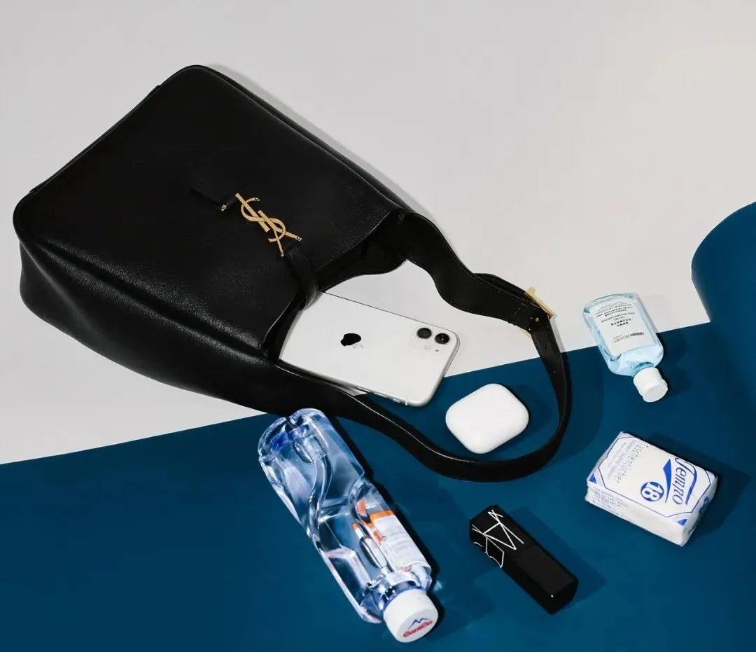 经典腋下包大气时尚包包种草,夏季斜挎腋下包推荐小众高级感