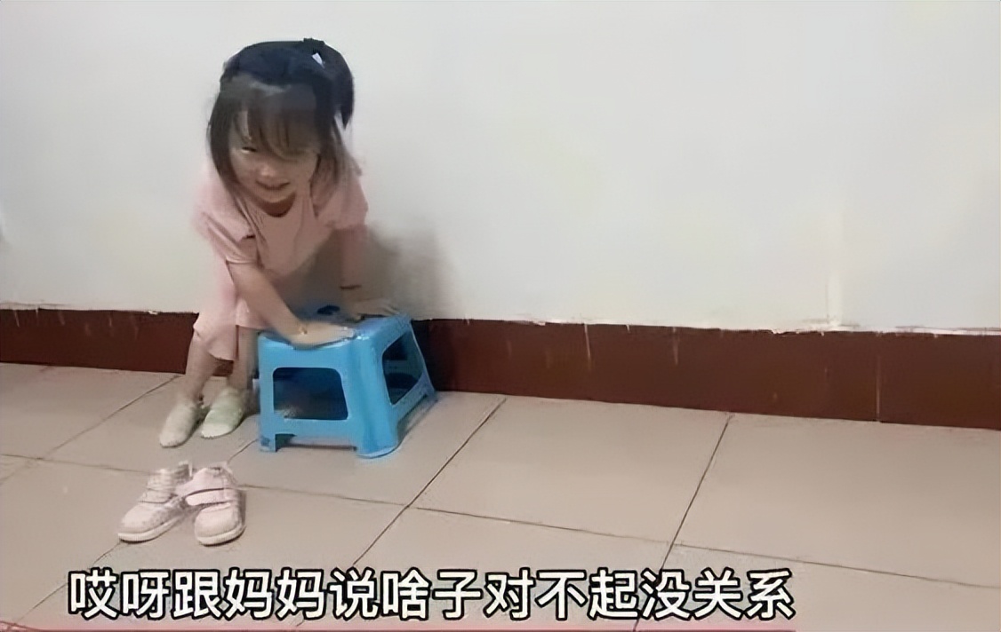 让全网心疼的豆豆，终于上小学了：爱，是治愈一切的良药！