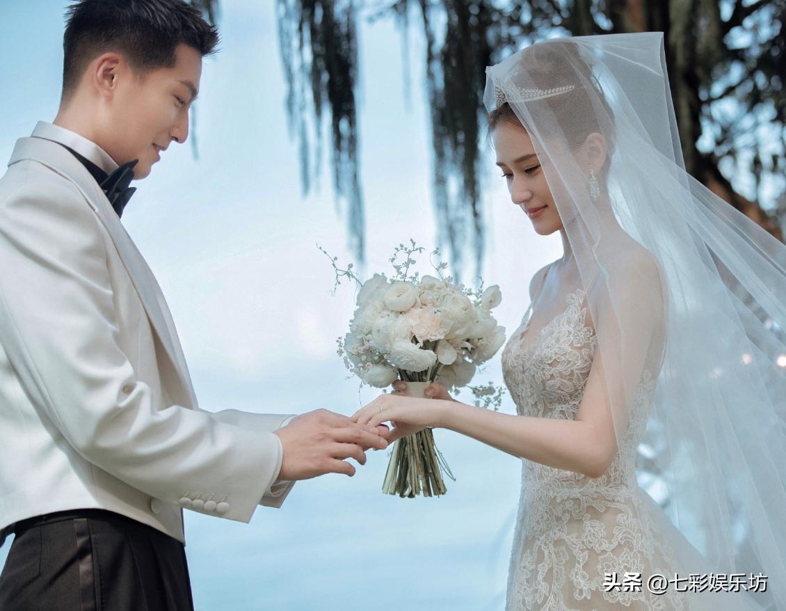 何超莲婚后状态,何超莲晒出婚礼誓言
