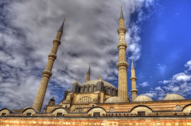 三教同源，犹太教、基督教、伊斯兰教对立的原因是什么？