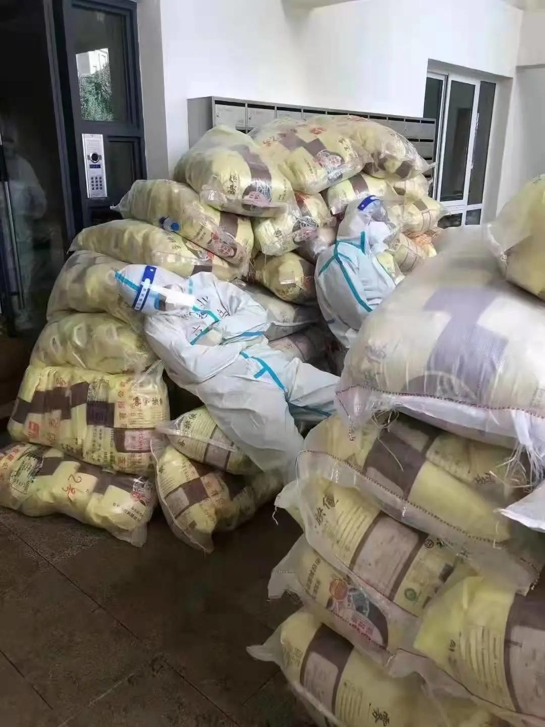 蓝光天娇城的这些*拍偷**照，让人泪目