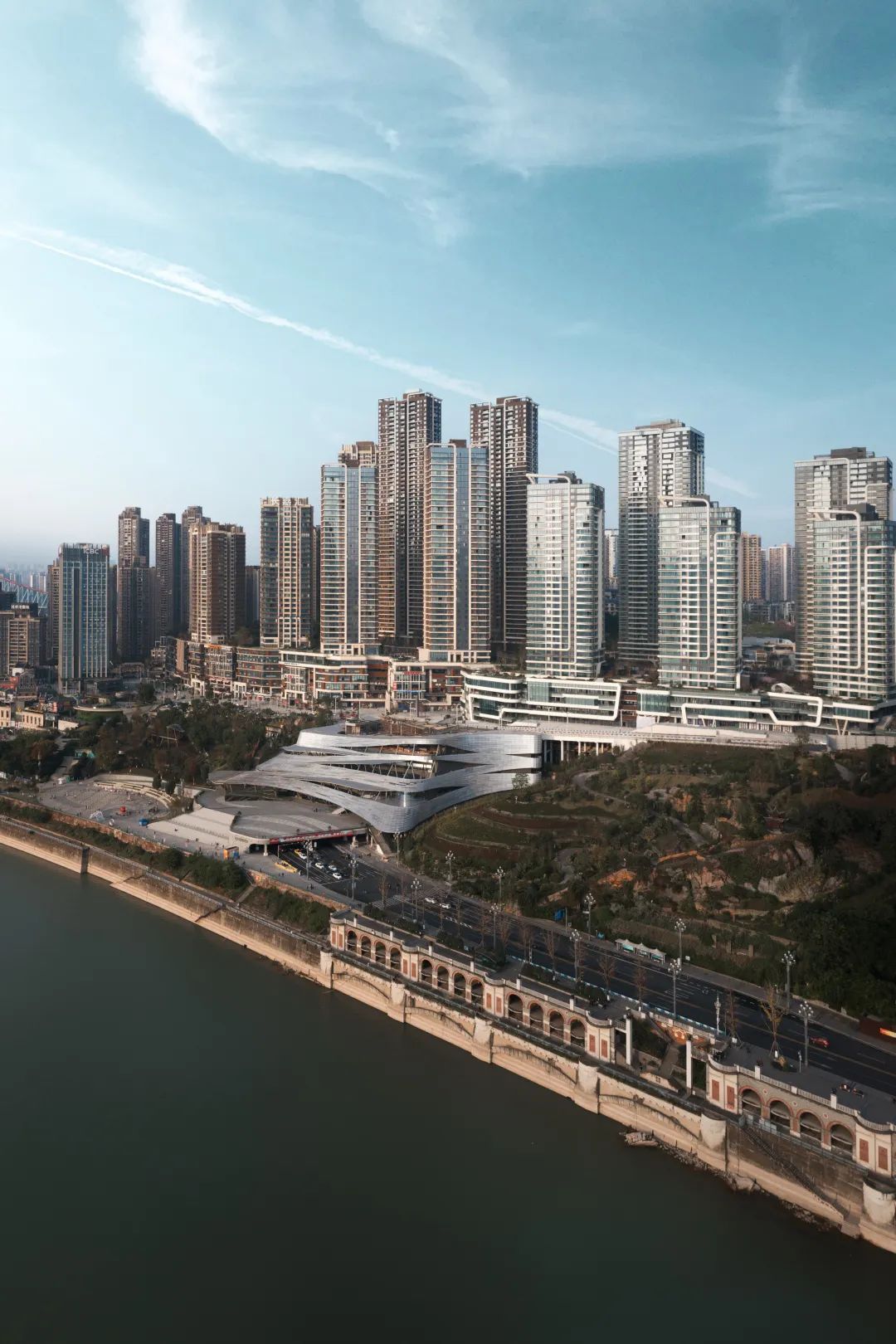 极致大城的重庆生活样本，又更加丰满了