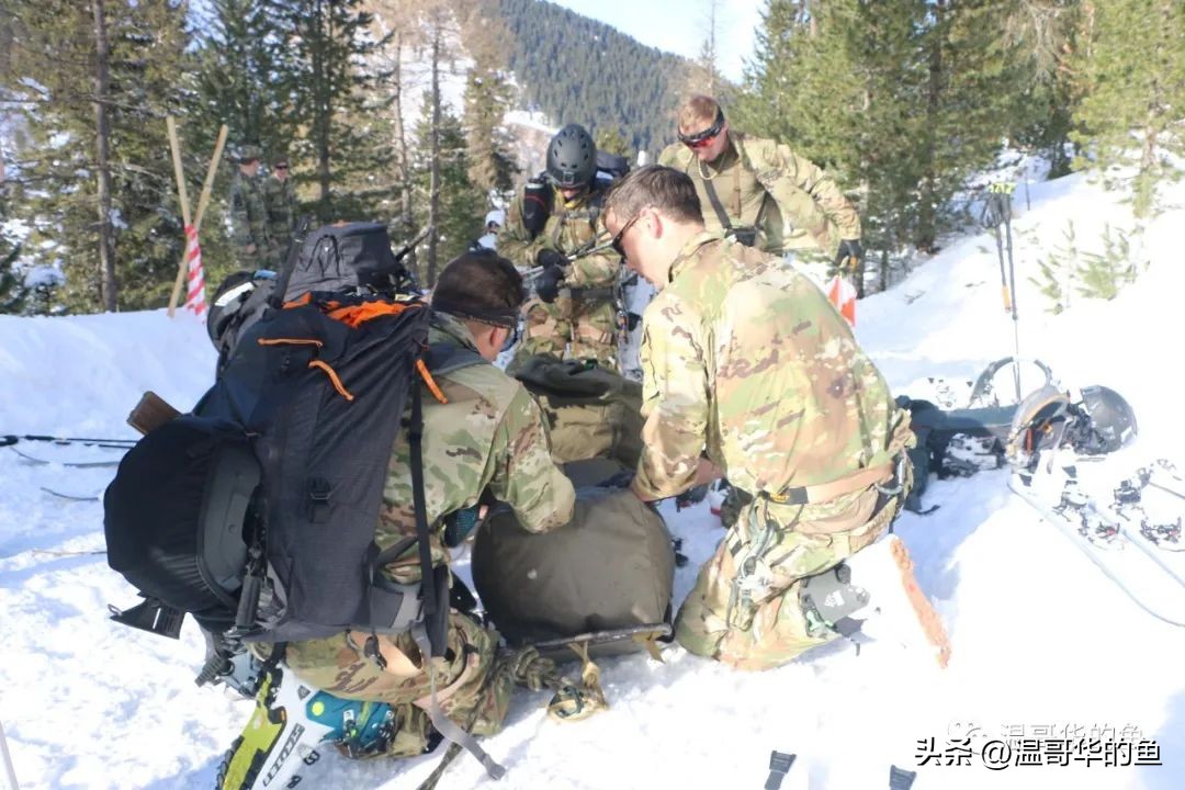 空军首次使用运20集中运送新学员,中国空军运20简介