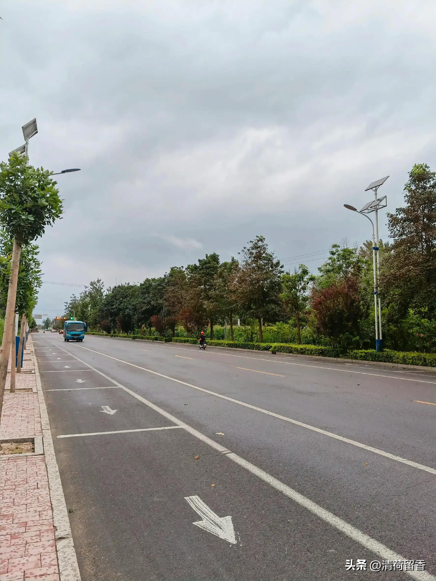 鏁ｆ枃闅忕瑪鍚洦,鏁ｆ枃闆ㄦ櫒