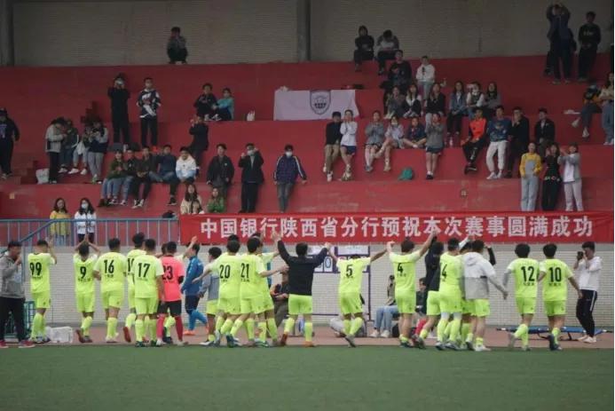 瓒崇悆缁忕悊澶х綏,瓒崇悆缁忕悊缃楃撼灏斿