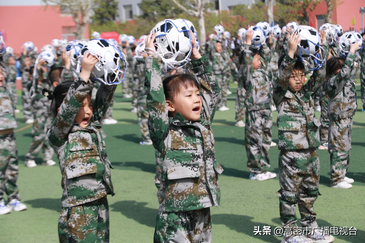 萌娃舞动秀,山东萌娃跳广场舞视频