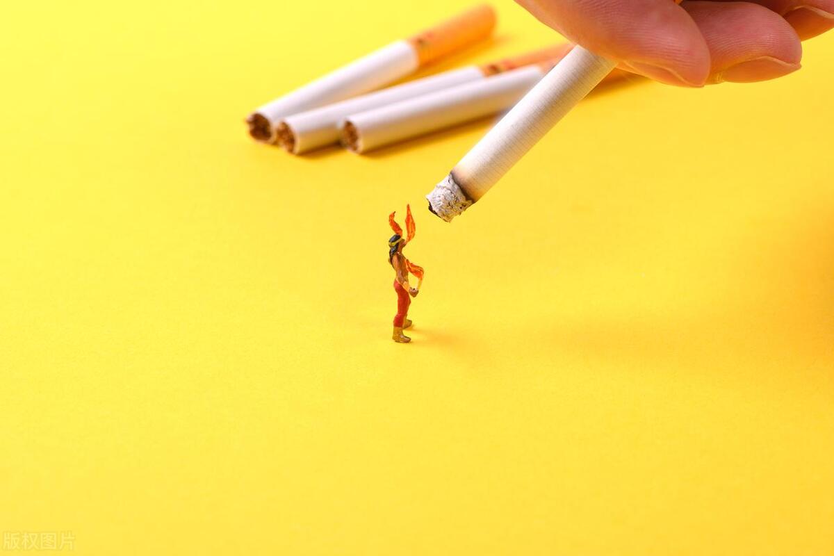 新生儿吸了二手烟有什么危害,婴儿吸入成人二氧化碳有什么危害