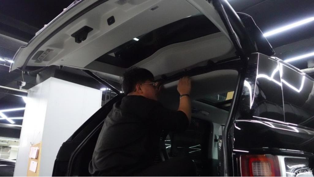 喜提全新一代路虎揽胜,路虎喜提青岛