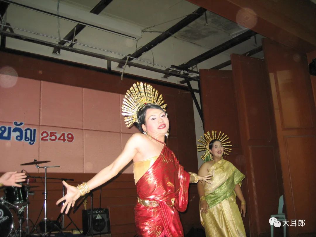 孙德喜丨聊聊泰国人妖