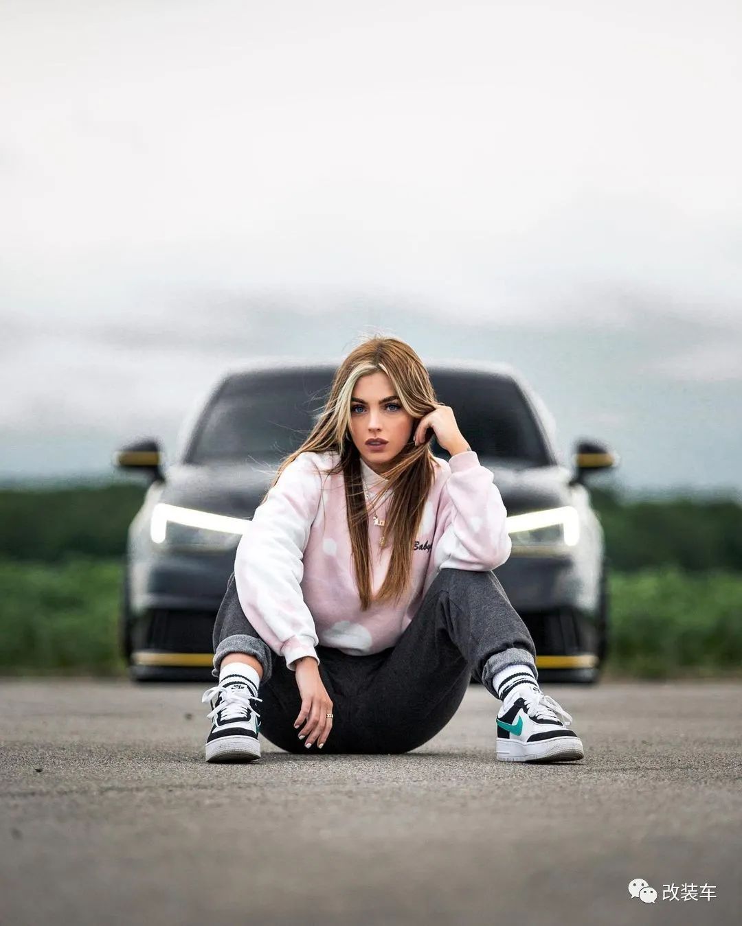 奔驰车模amga35,奔驰c级小姐姐改装