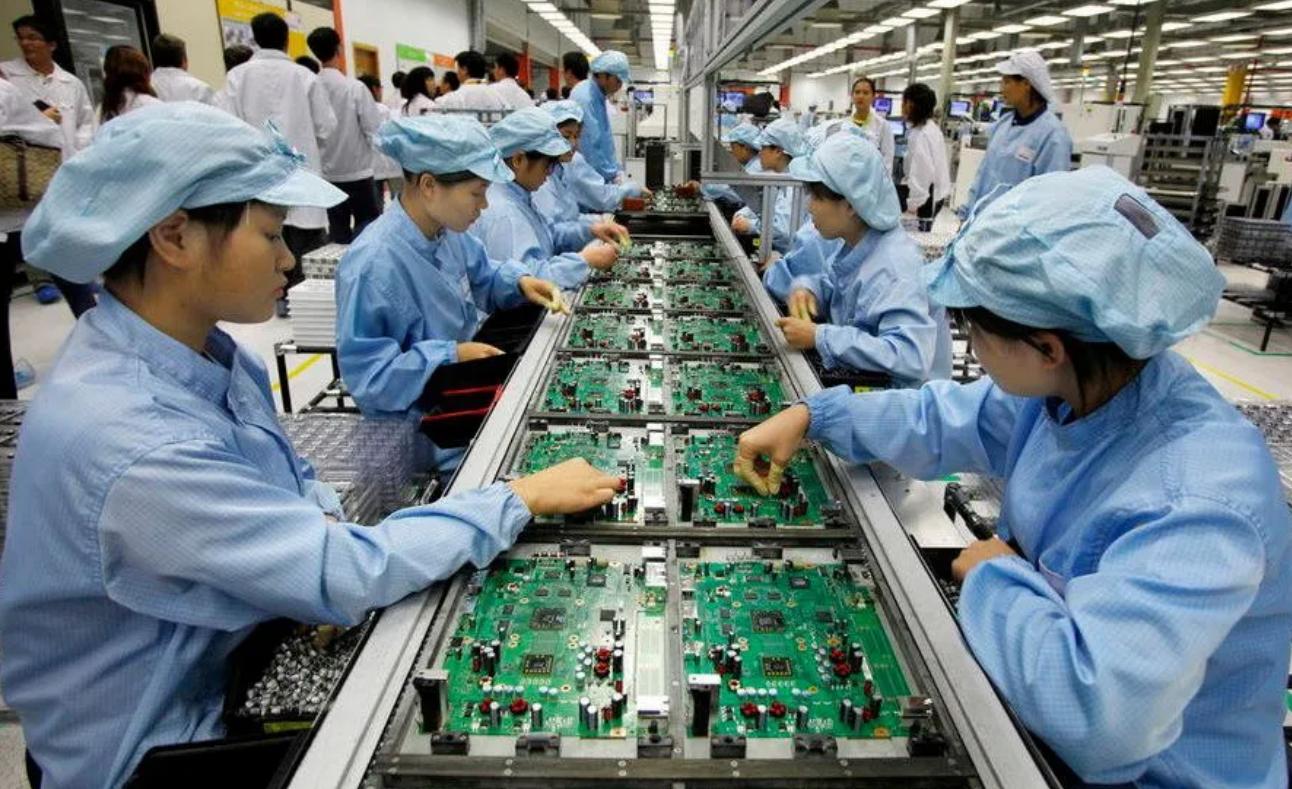 00后女孩创业赚钱100万,湖南00后女孩试药