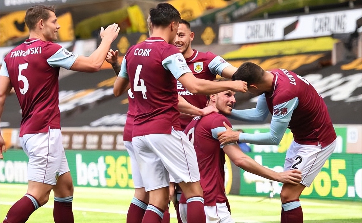 英超纽卡斯尔联vs伯恩利,英超曼城vs南安普顿比分