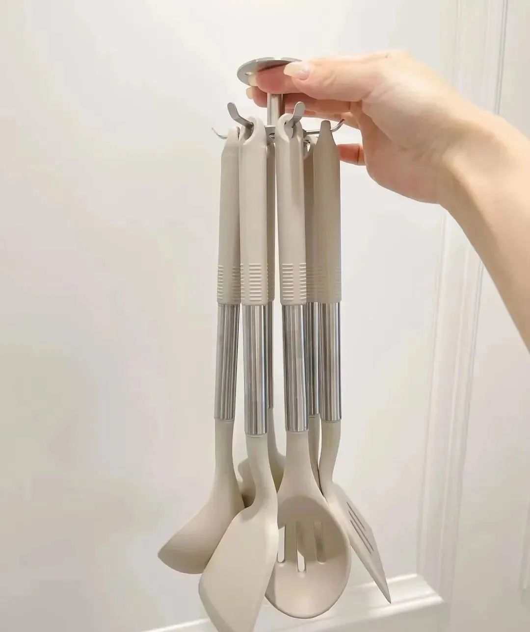 阳台空间不足怎么晾被子,没有阳台怎么解决晒被子问题