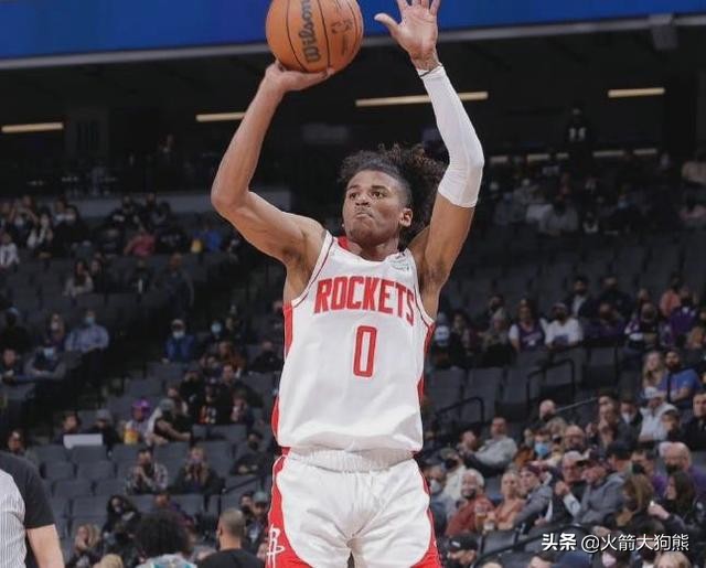 杰伦格林连续两场40+,杰伦格林连续三场40+