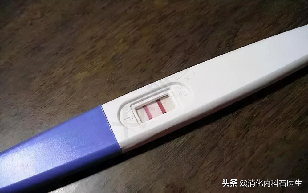 大出血流产女子肚子疼,流产后子宫穿孔