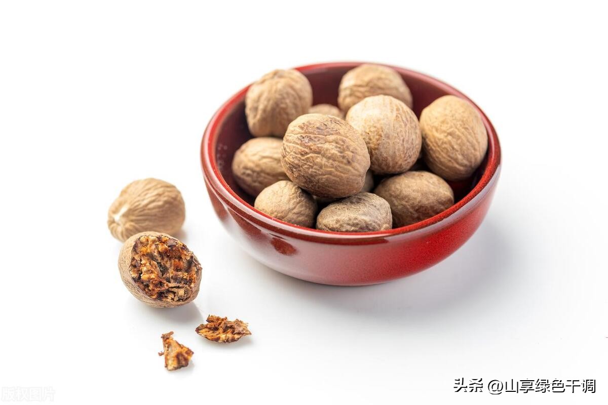 肉蔻是如何增香的,在卤肉料中豆蔻指是什么