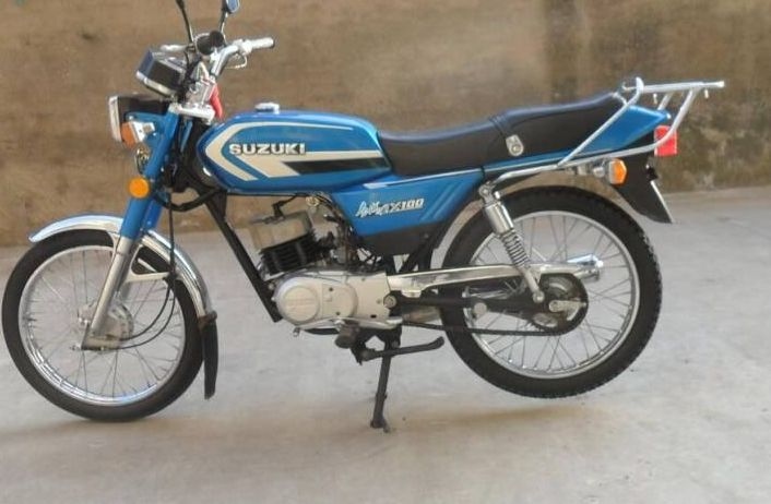 80年代进口摩托车多少钱,80年代德国进口的依发150摩托车