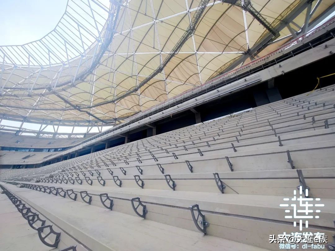 大连梭鱼湾足球场开工建设,大连梭鱼湾球场建设进度