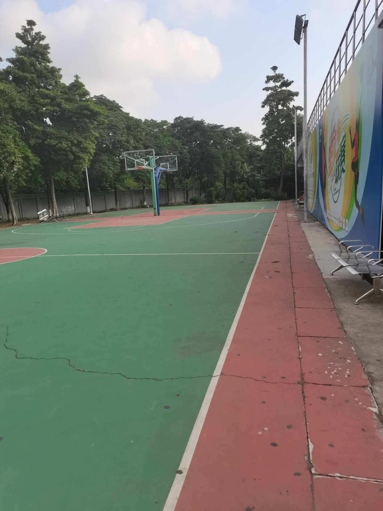 鍚戝墠璺戠殑椋庢櫙,璺戣捣鏉ョ殑椋庢櫙