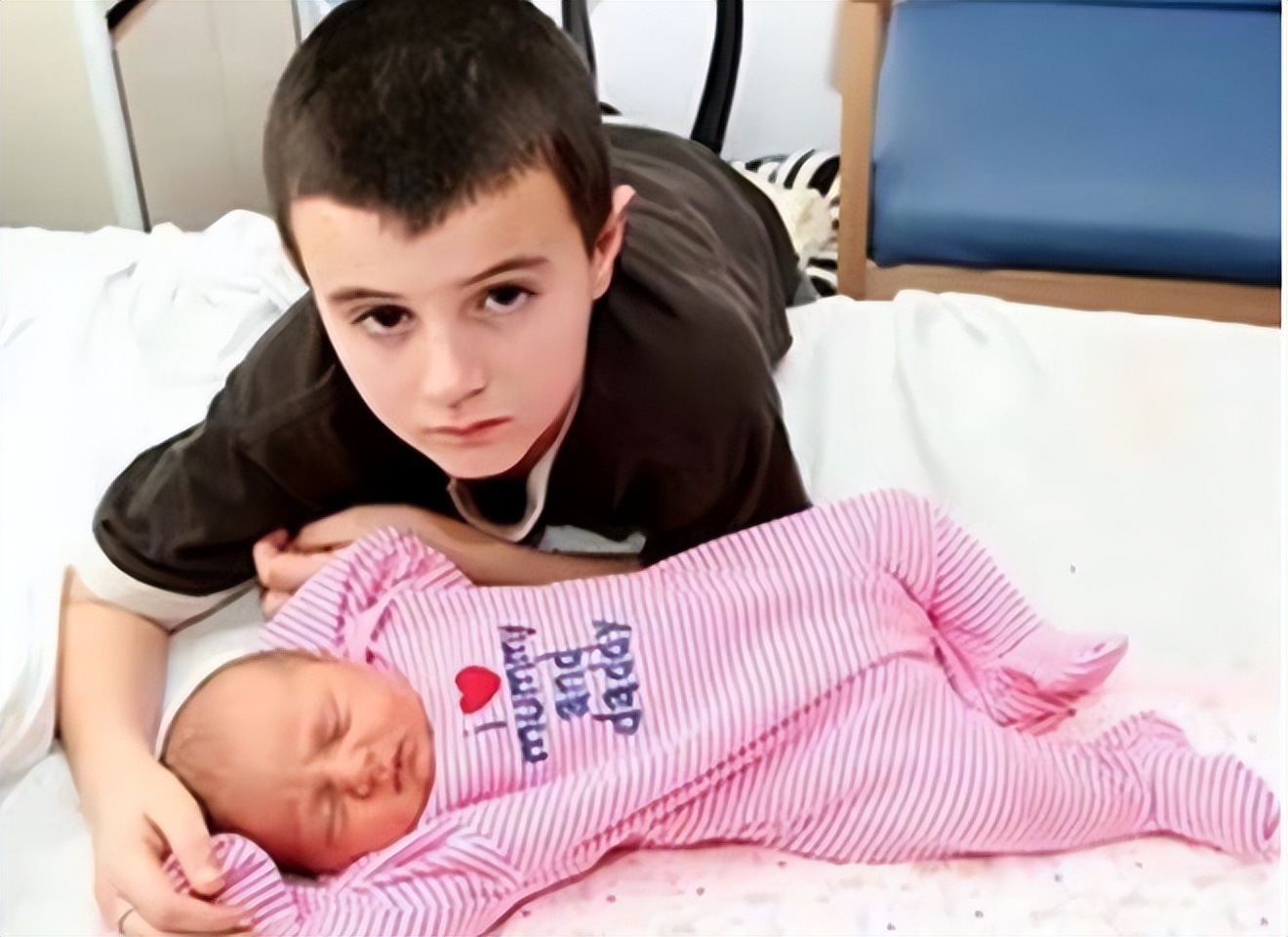 英国13岁男孩当爸爸后续,英国13岁小孩当爸爸新闻