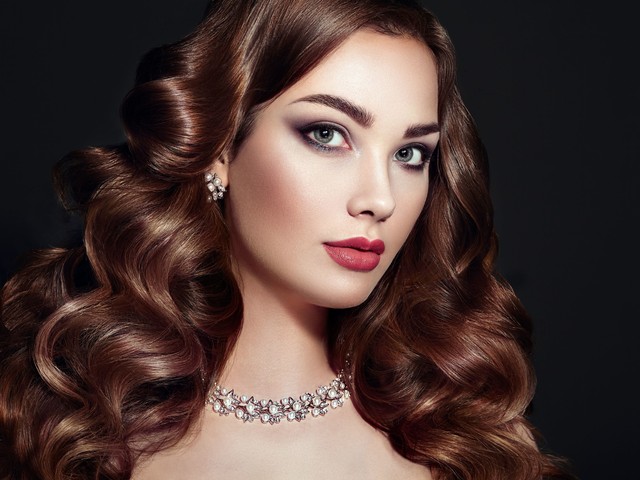 上门按摩时，技师一般都会跟顾客聊什么话题？