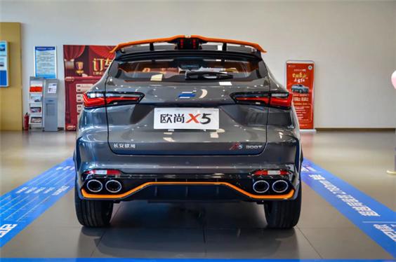 10万年终奖买国产运动车，居然能买到剪刀门？