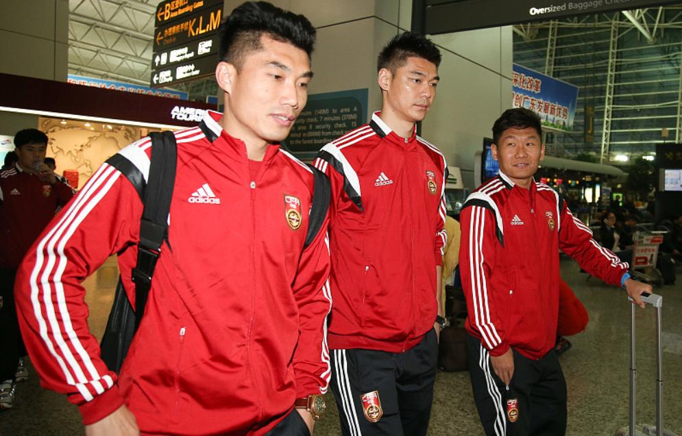 德转现役右后卫,德转中超球员身价