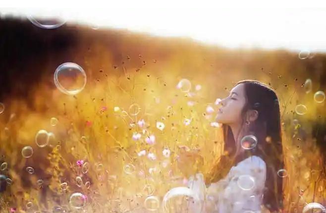 大学生已经成抑郁症高发人群,青年大学生如何正确看待抑郁症